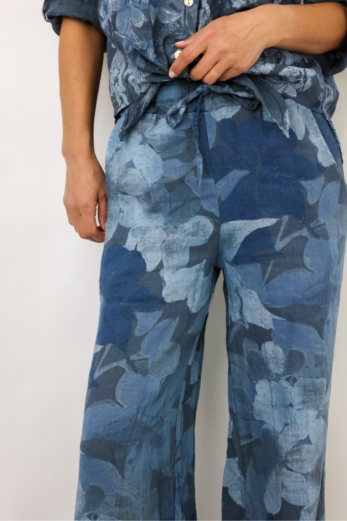 Venti6 Floral Wide Leg Pants