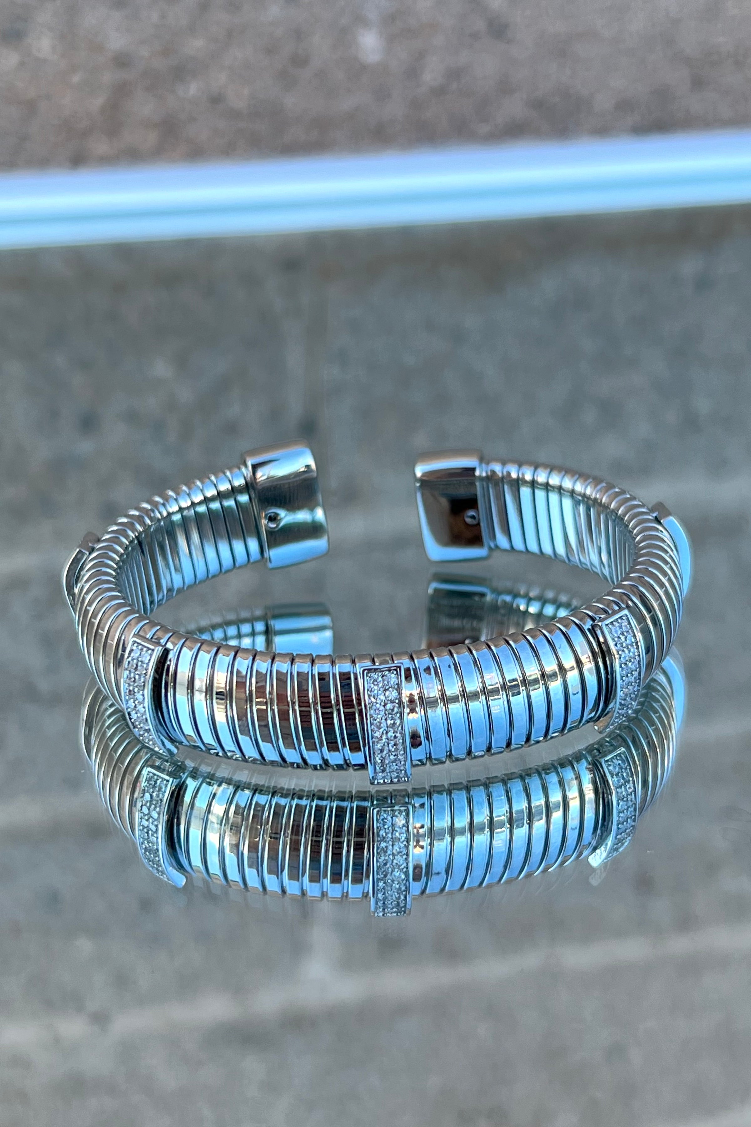 Thick Ribbed Cuff