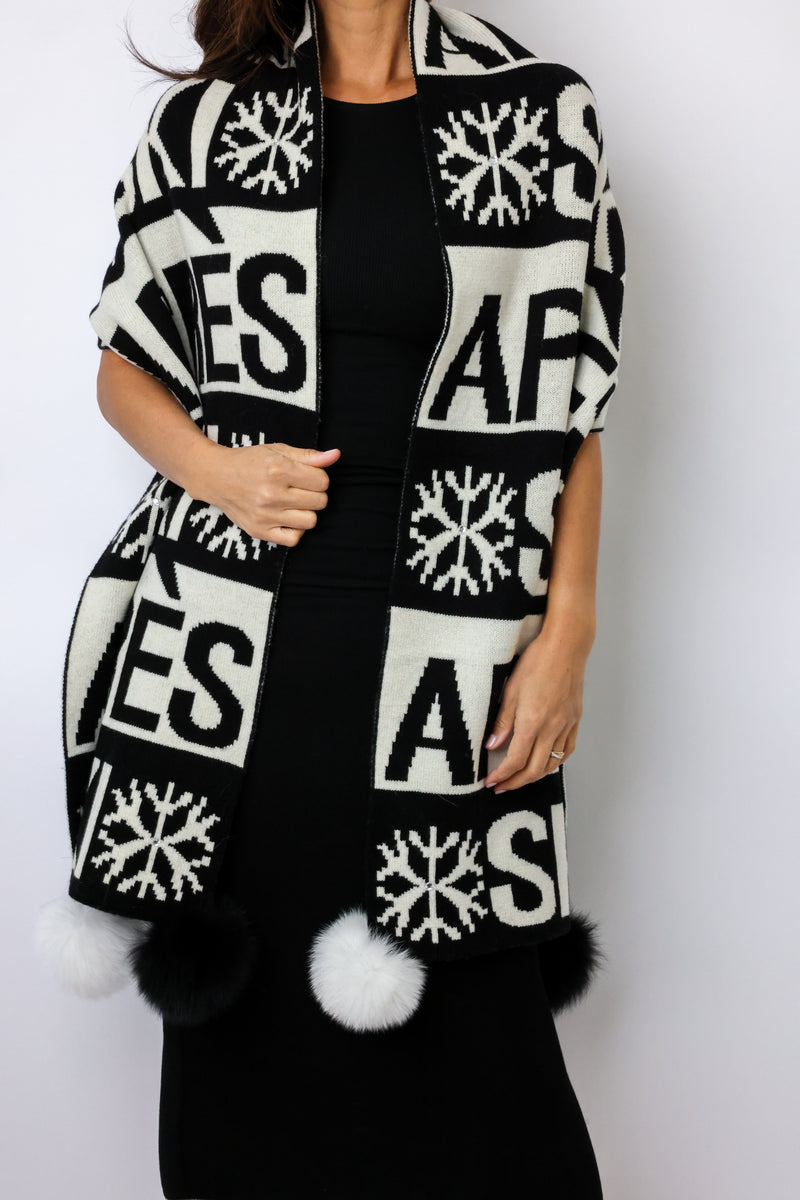 Après Ski Oversized Knit Scarf