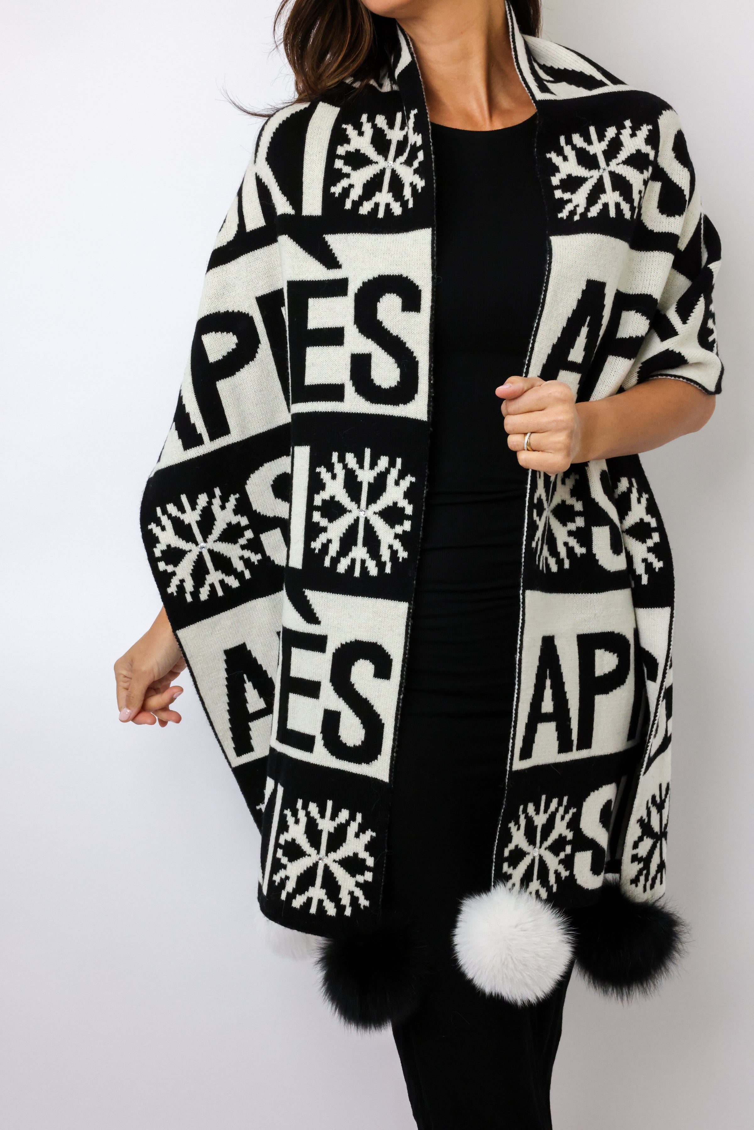 Après Ski Oversized Knit Scarf